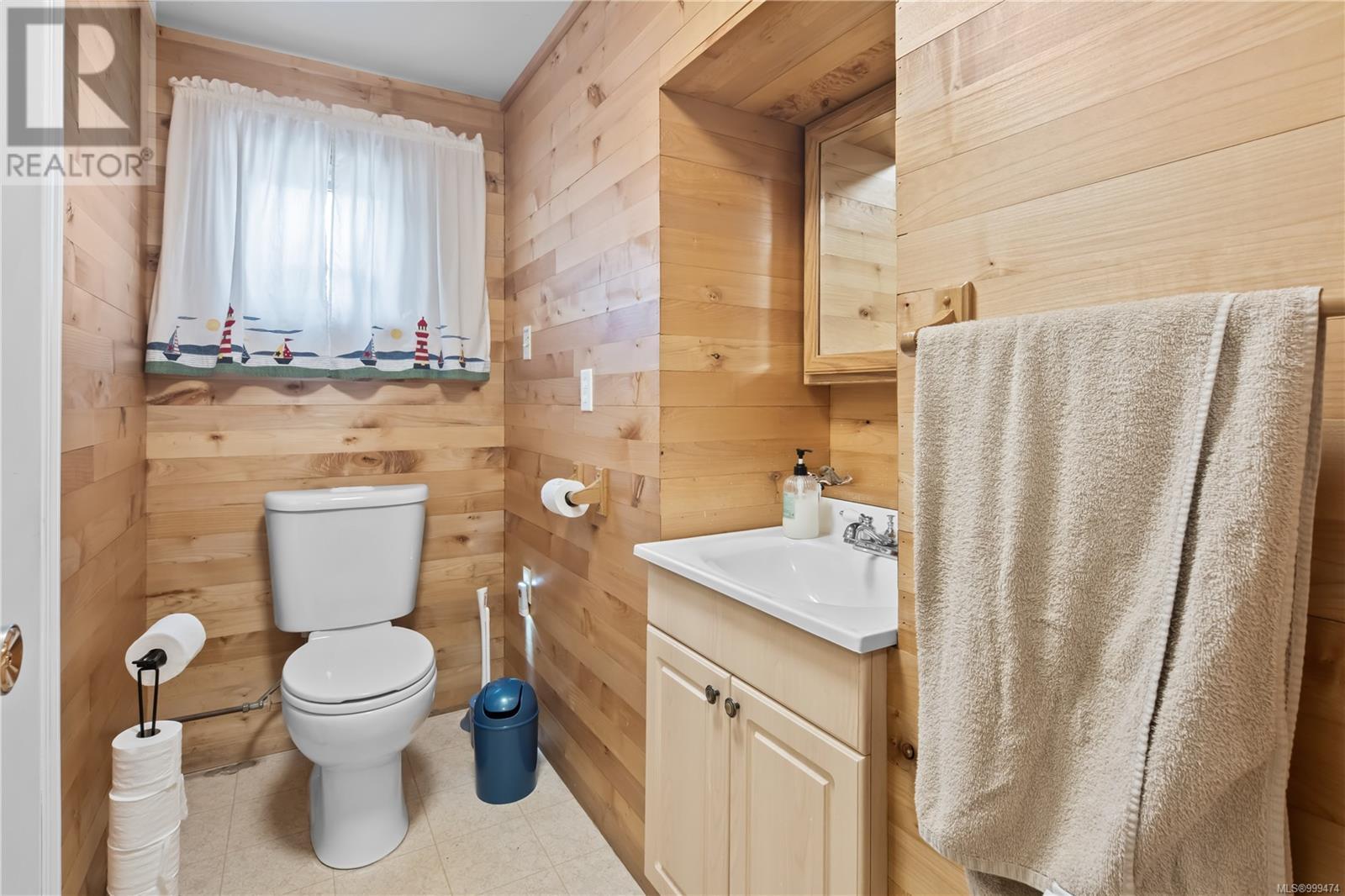 1065 Seventh Ave, Ucluelet