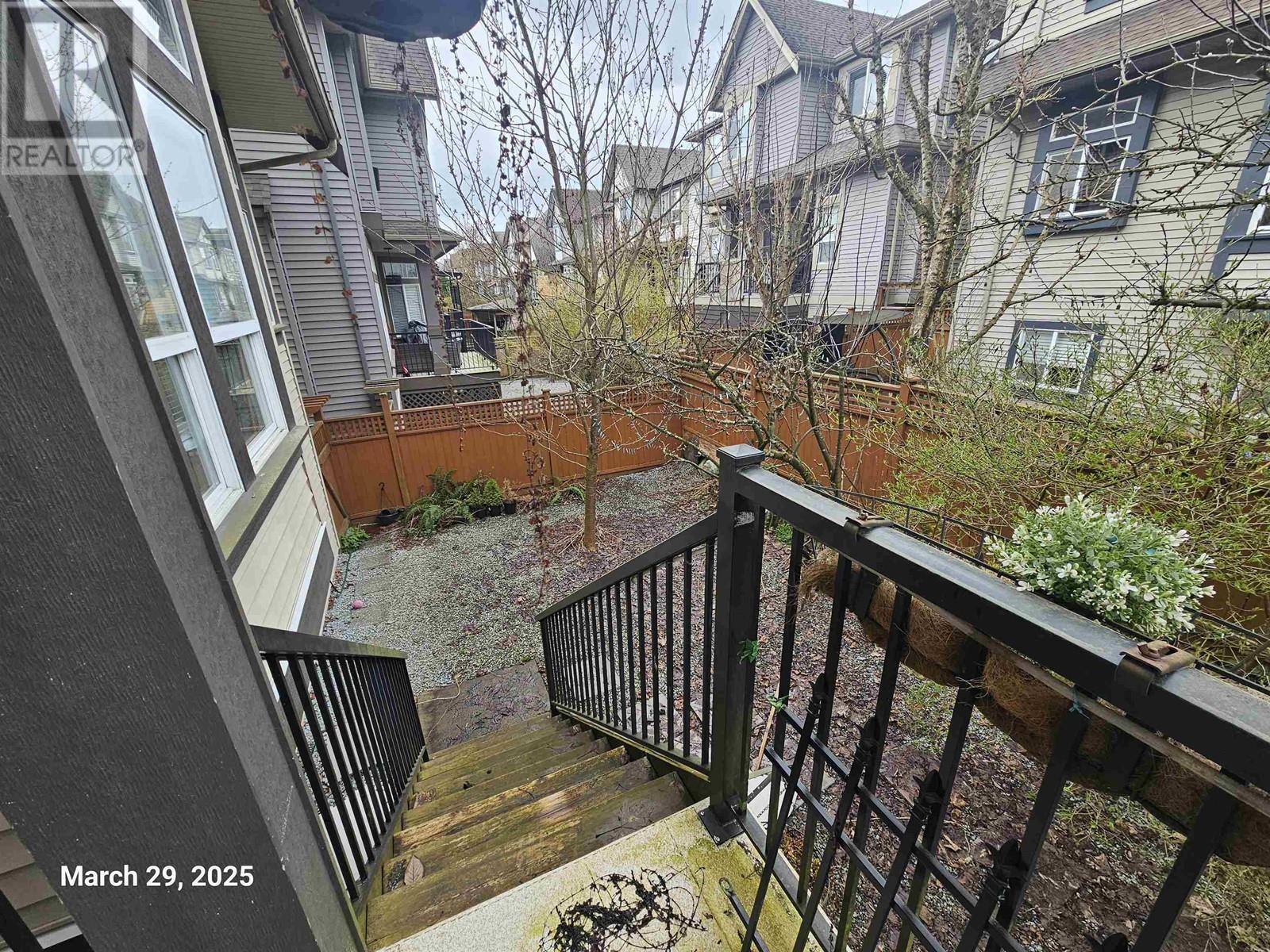 19283 FIELDSTONE WALK, Pitt Meadows