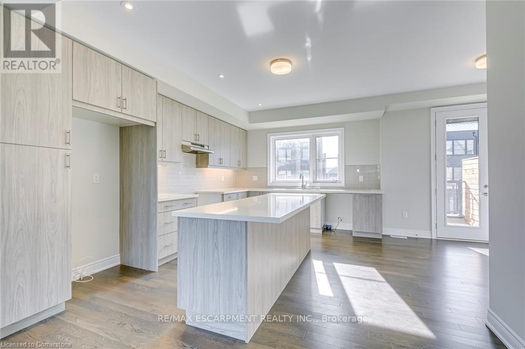 Photo 1 of 8 2273 Turnberry Road, Burlington ON