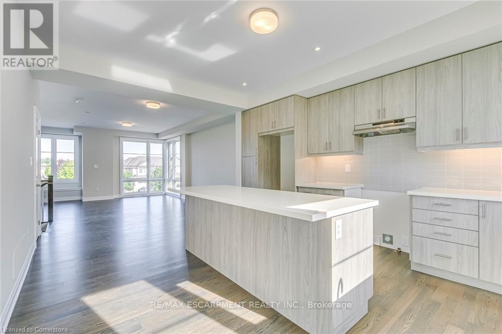 Photo 33 of 8 2273 Turnberry Road, Burlington ON