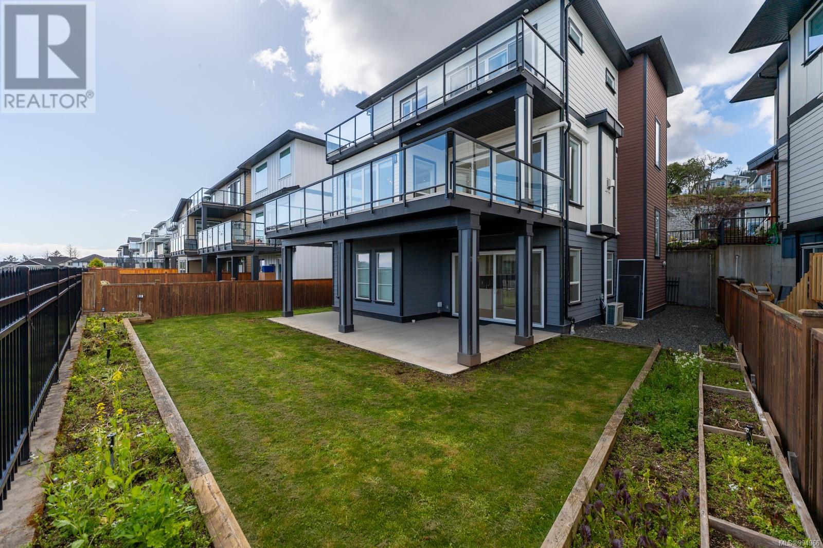  2411 Azurite Crescent, Langford