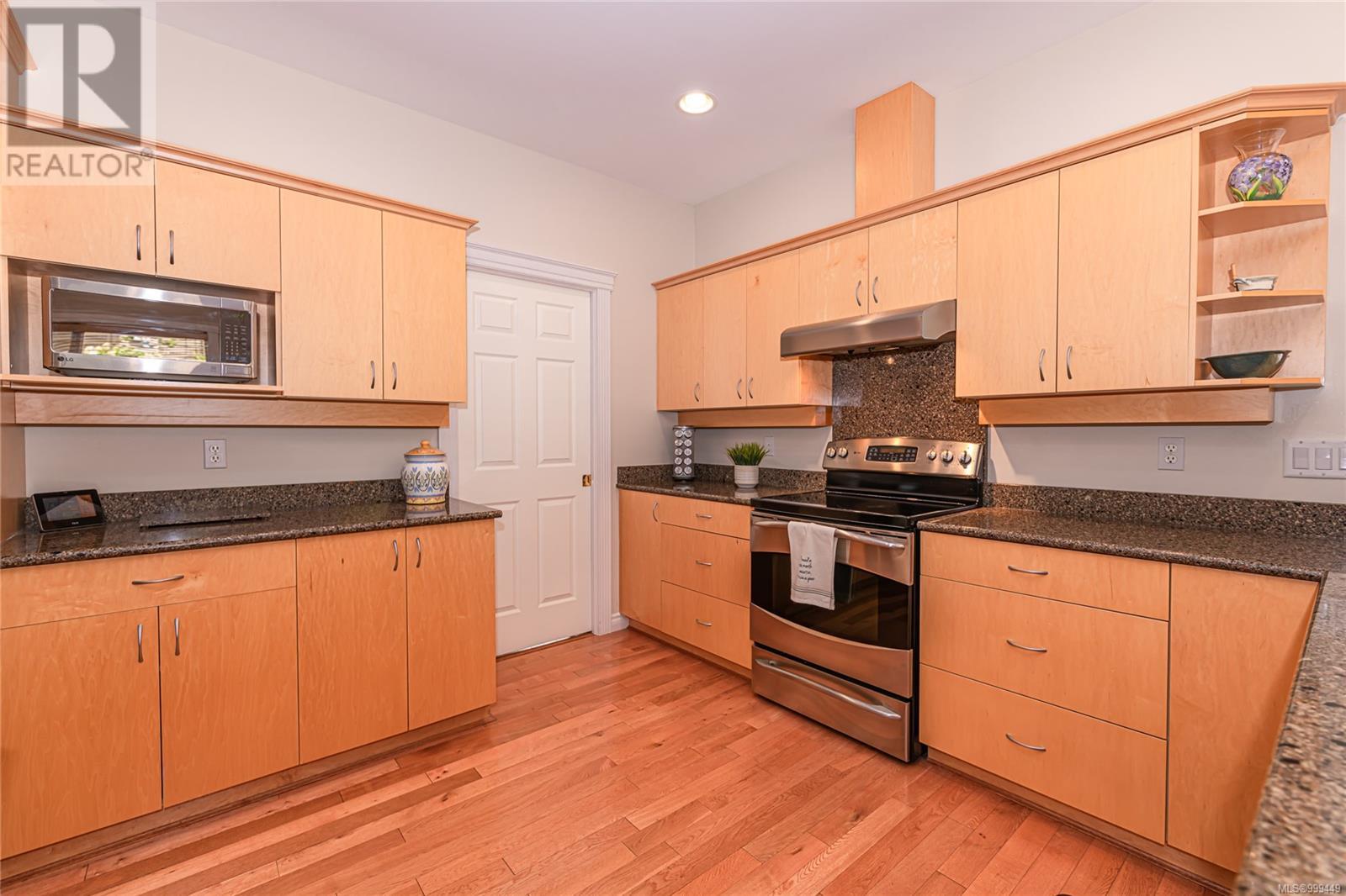 Photo 18 of 5300 Mynabird Lane, Saanich BC
