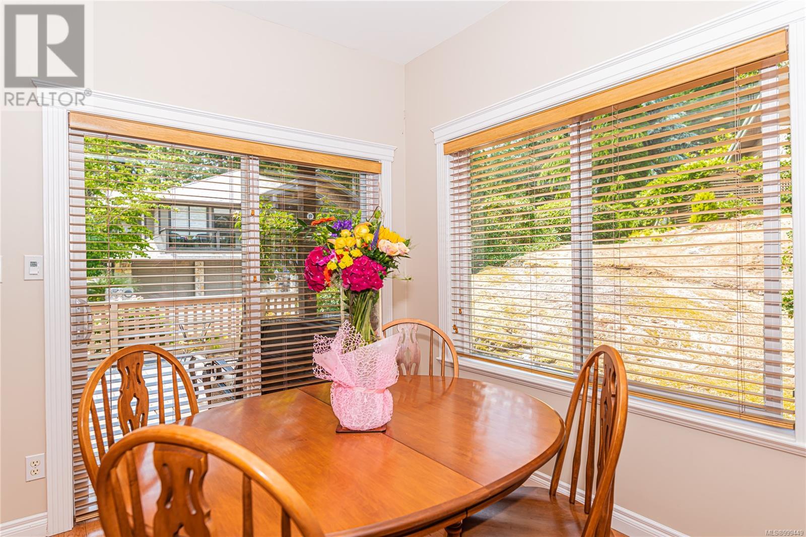 Photo 4 of 5300 Mynabird Lane, Saanich BC