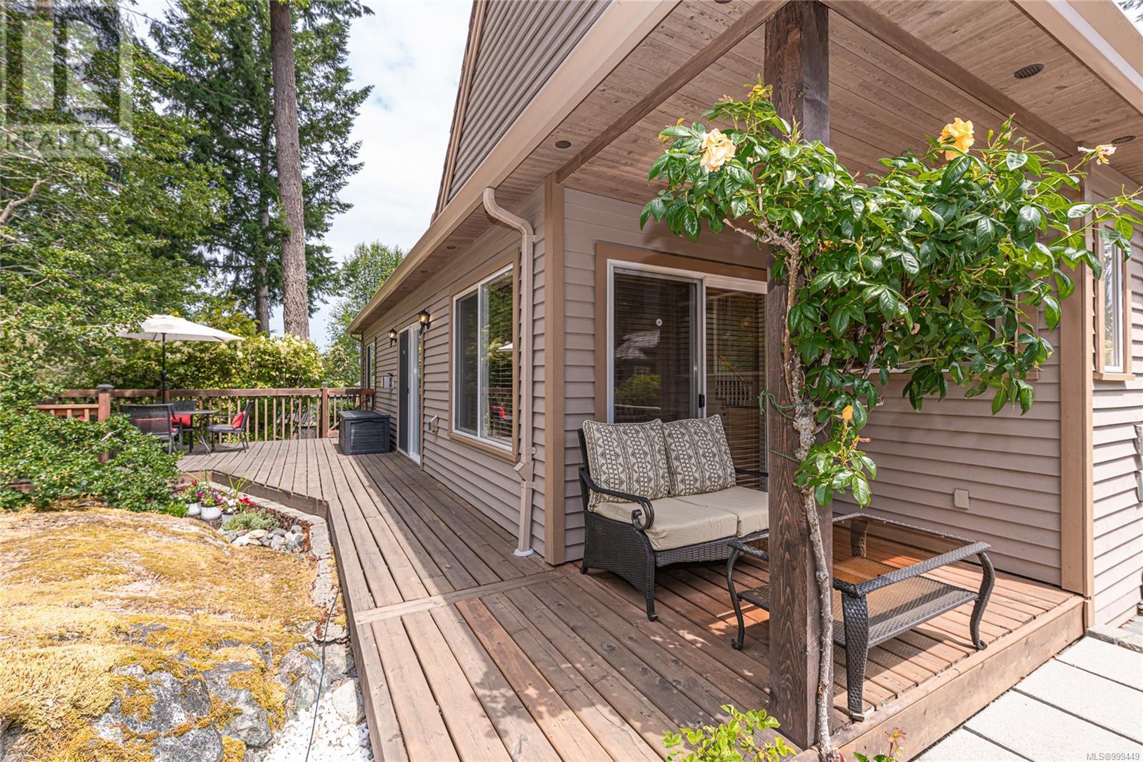 Photo 23 of 5300 Mynabird Lane, Saanich BC