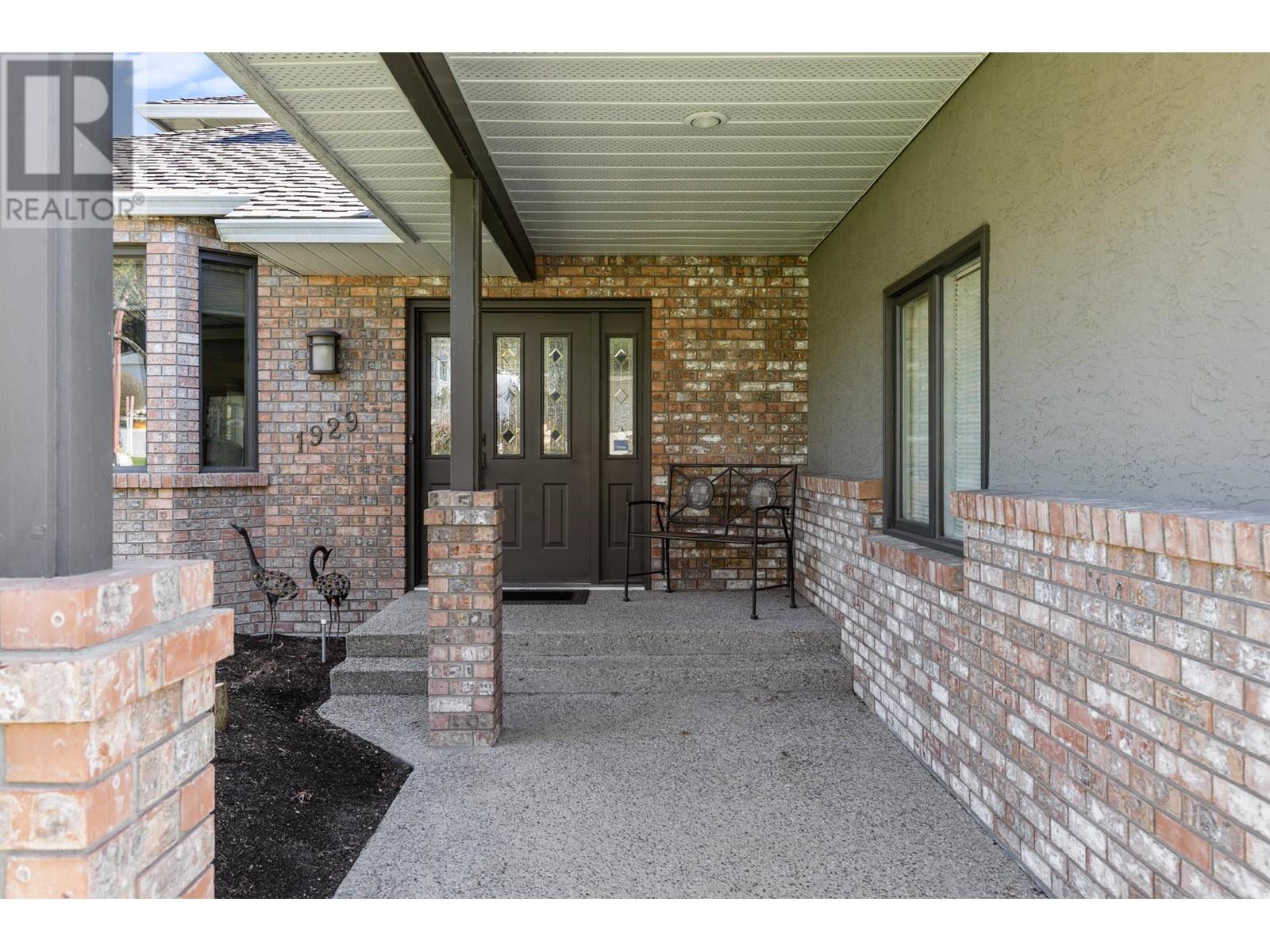  1929 Bayview Court, Westbank