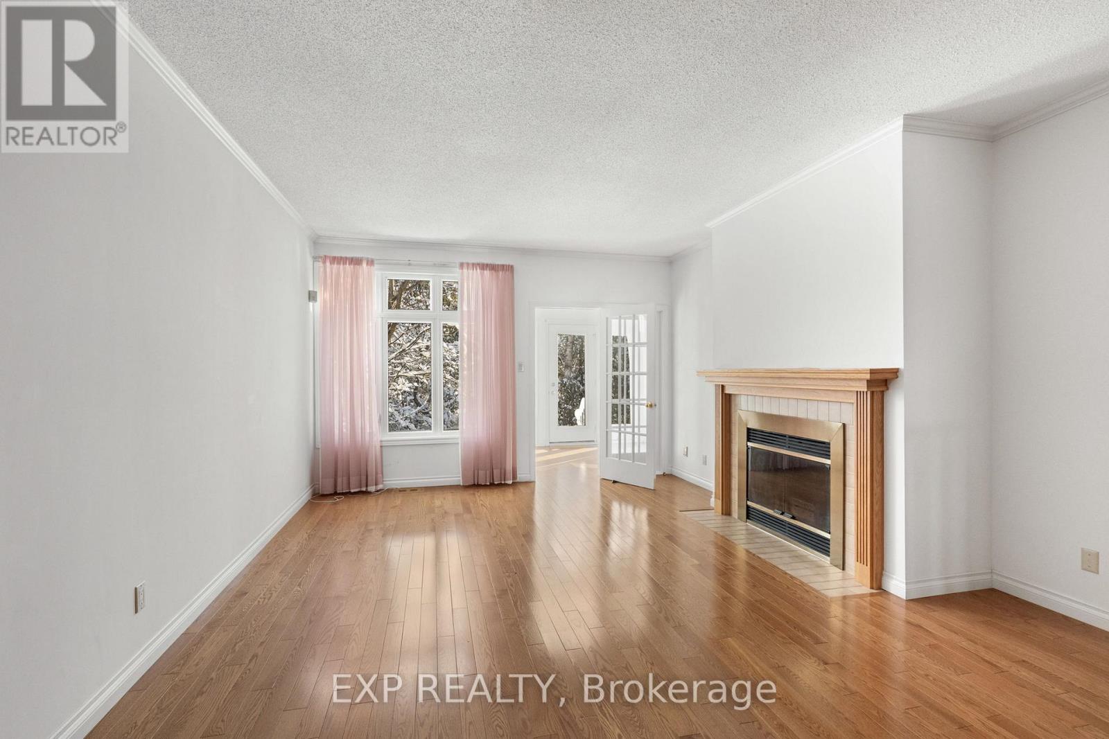 Photo 12 of 1 Heather Glen Court, Ottawa ON