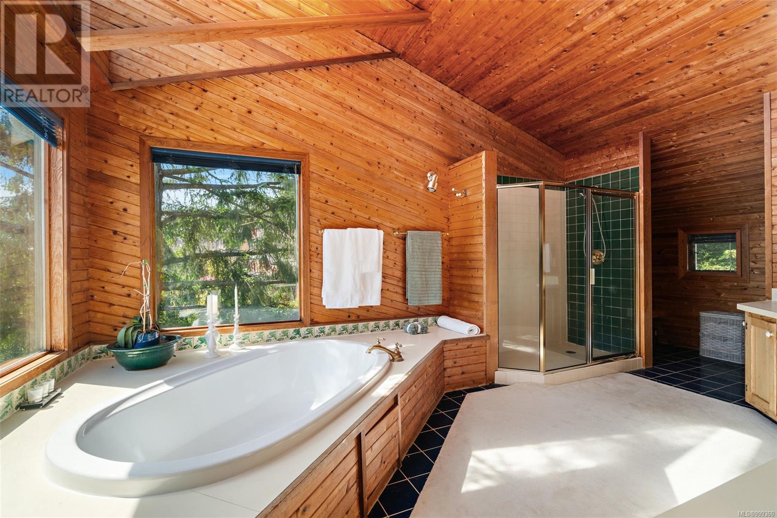 Single Family House Character for Sale in  Terrace Ave Victoria 