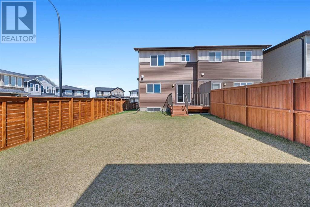 Single Family House for Sale in  Carringvue Park NW Carrington Calgary 