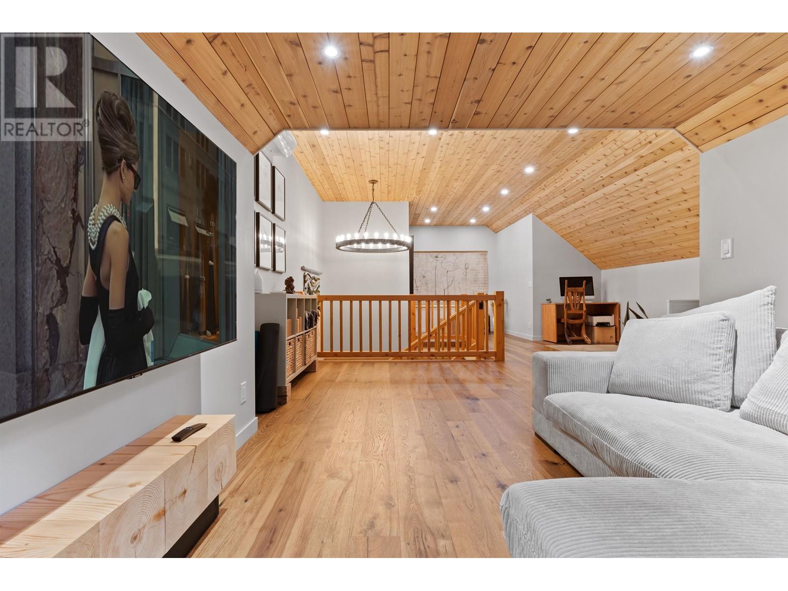 1710 HIGHWAY 99, Pemberton