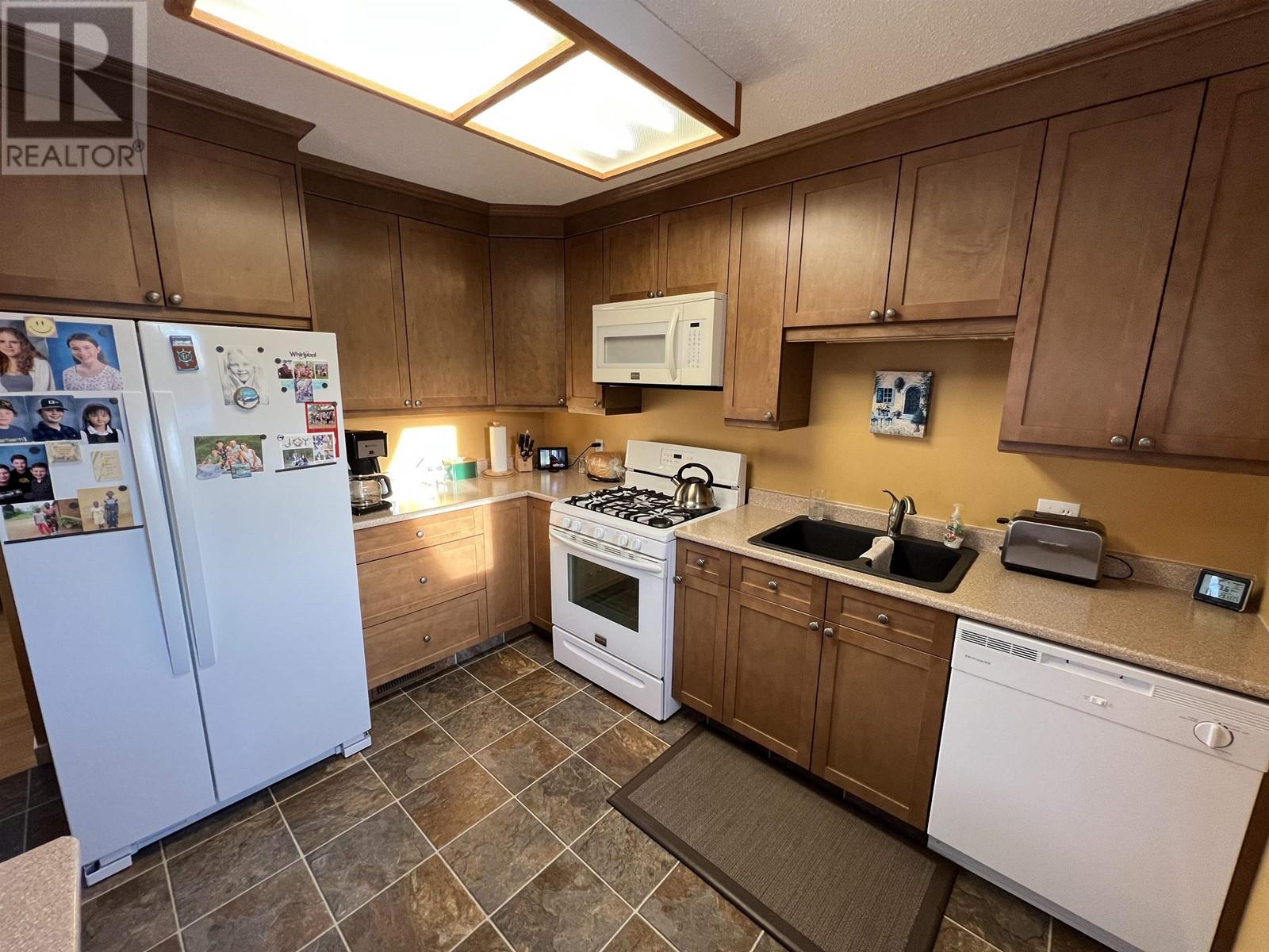 5504 CHURCHILL AVENUE, Fort Nelson