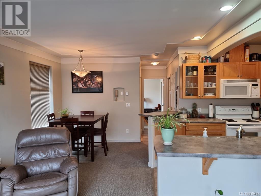 Photo 25 of 5304 Argyle St, Port Alberni BC