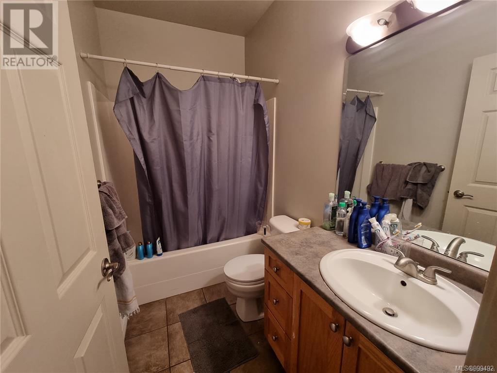 Photo 50 of 5304 Argyle St, Port Alberni BC