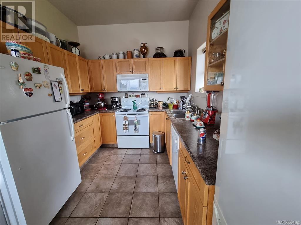 Photo 57 of 5304 Argyle St, Port Alberni BC
