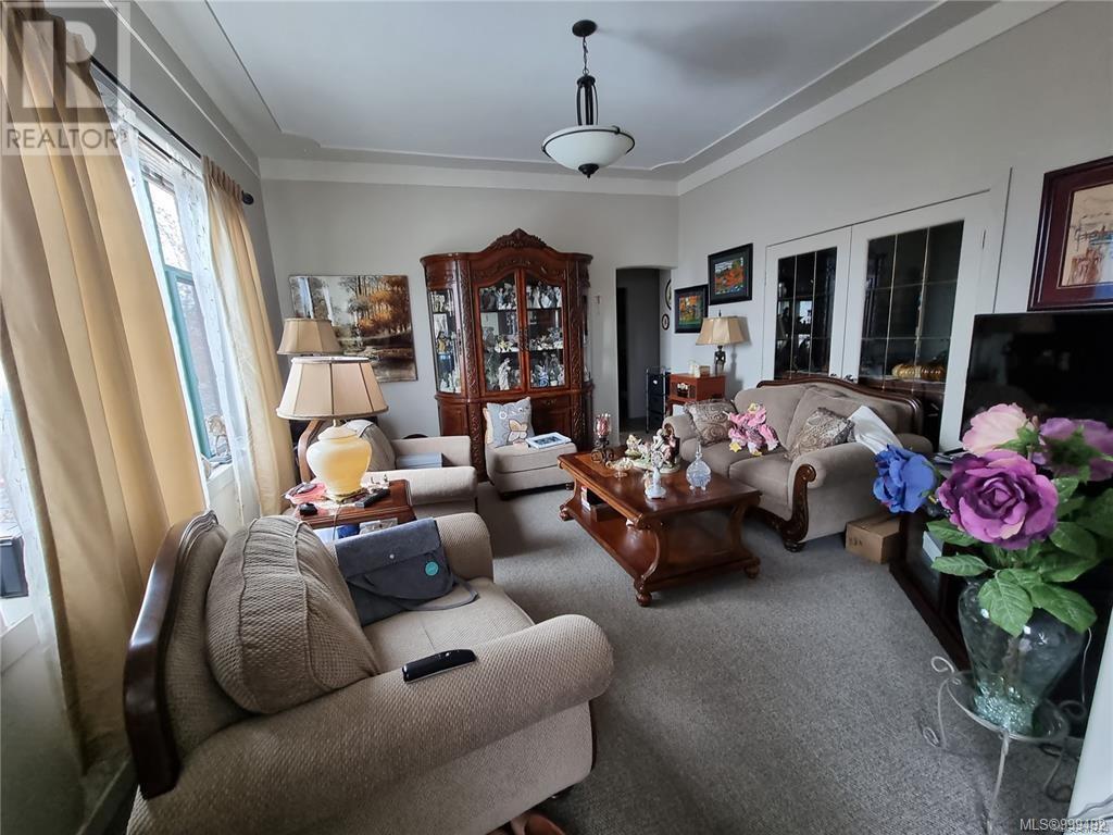 Photo 60 of 5304 Argyle St, Port Alberni BC