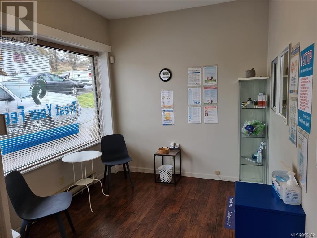 Photo 74 of 5304 Argyle St, Port Alberni BC