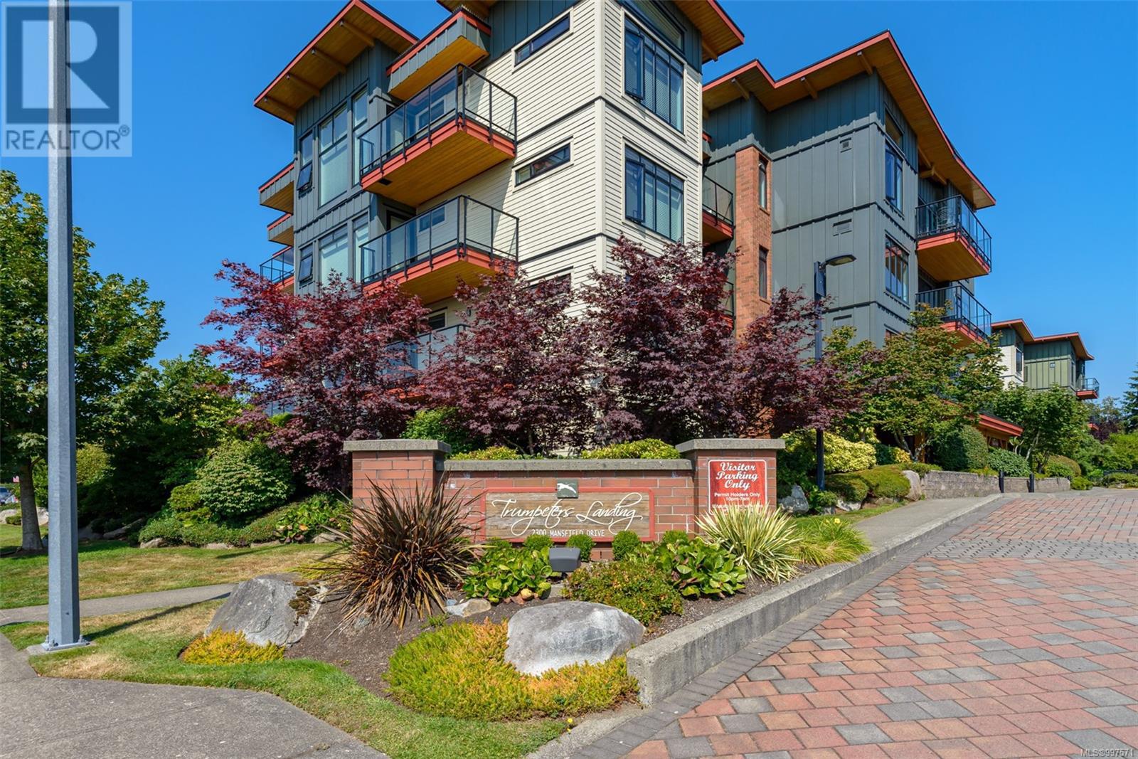 231 2300 Mansfield Dr, Courtenay
