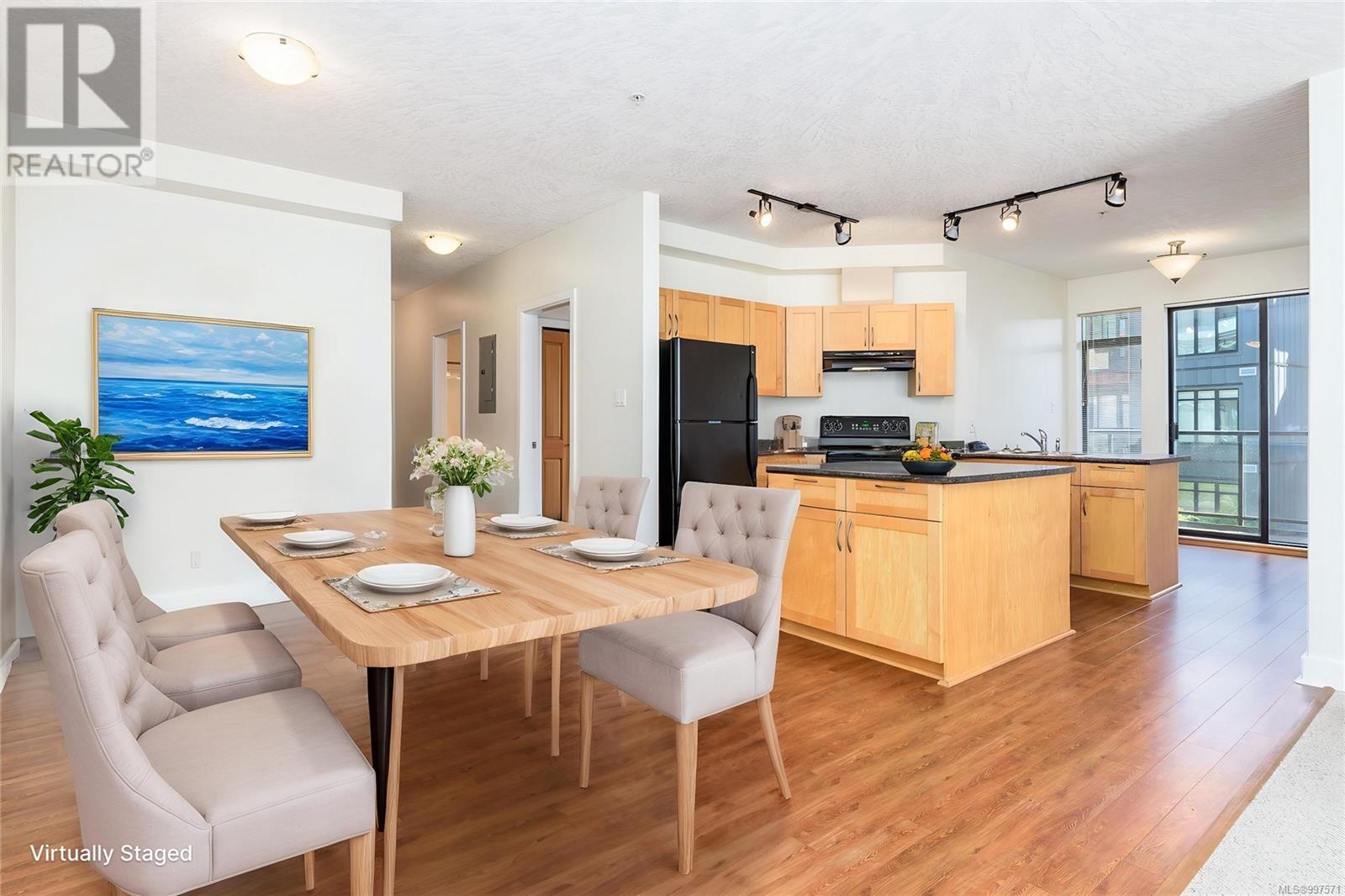 231 2300 Mansfield Dr, Courtenay