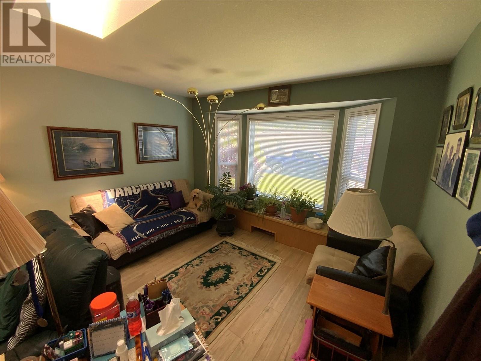  329 FALCON Drive, Penticton