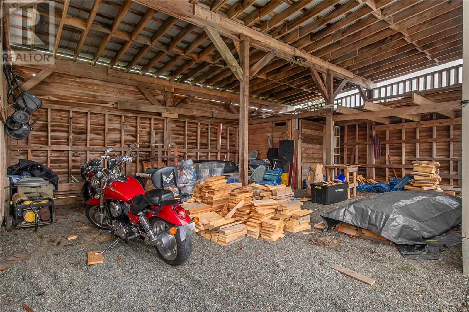 Photo 40 of 951 Northmore Rd, Campbell River BC