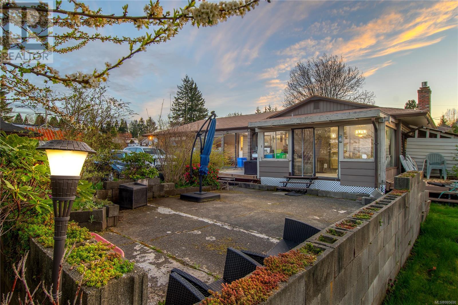 Photo 47 of 951 Northmore Rd, Campbell River BC