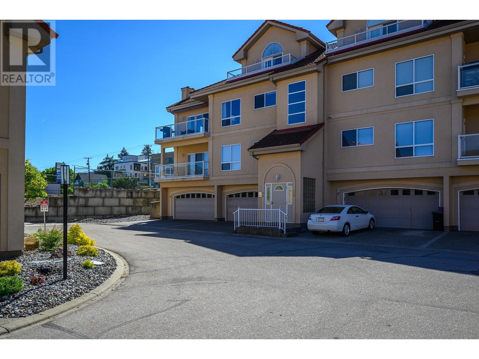 15 7701 Okanagan Landing Road, Vernon