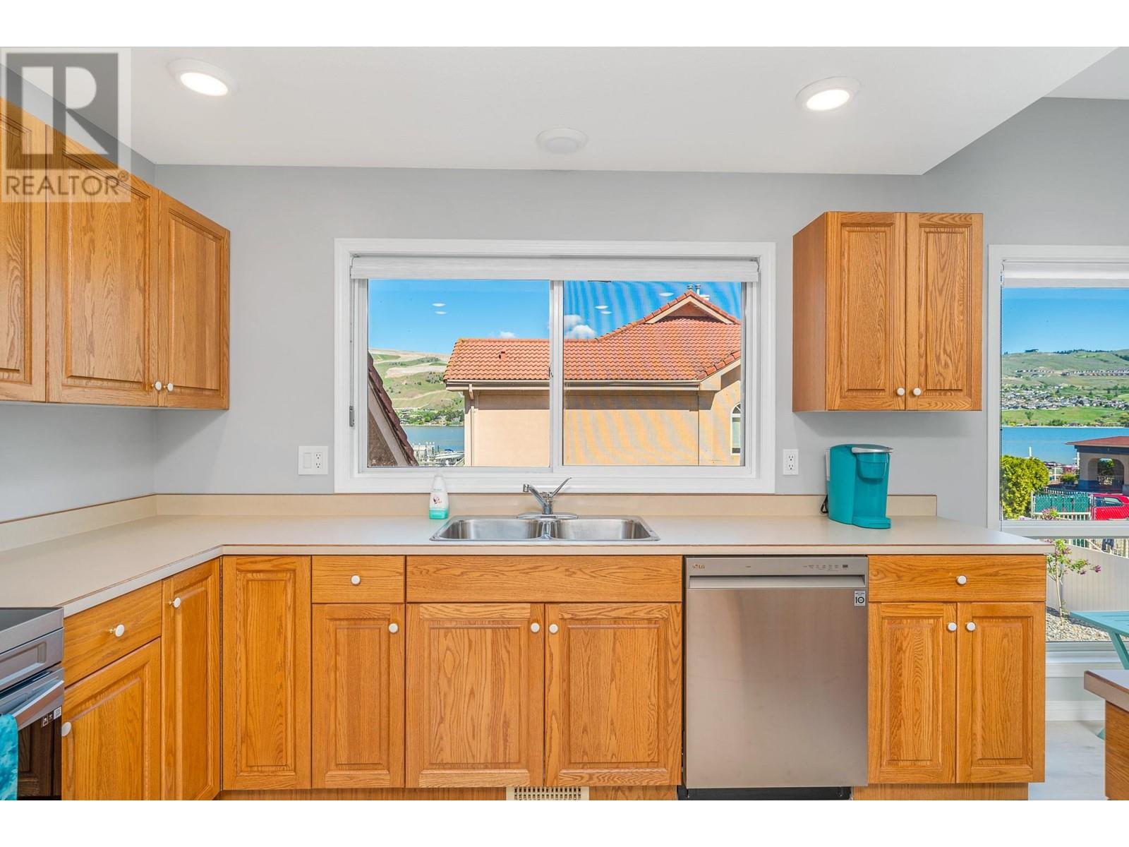15 7701 Okanagan Landing Road, Vernon