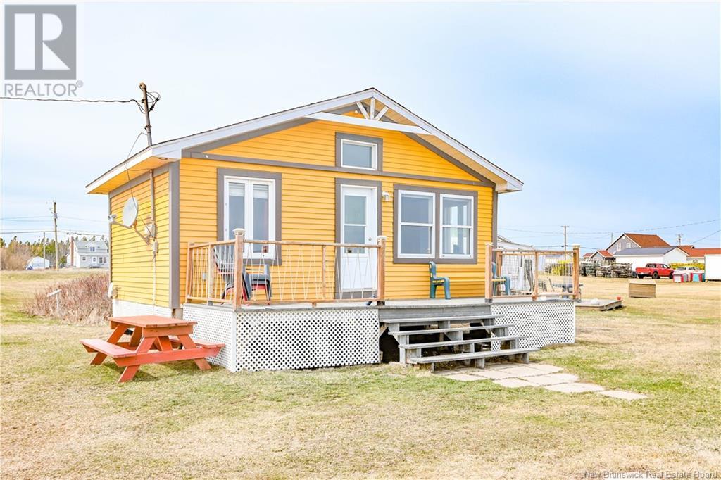 Photo 5 of 1200 De La Mer Boulevard, Saintmariesaintraphael NB