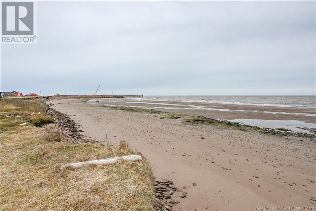 Photo 25 of 1200 De La Mer Boulevard, Saintmariesaintraphael NB