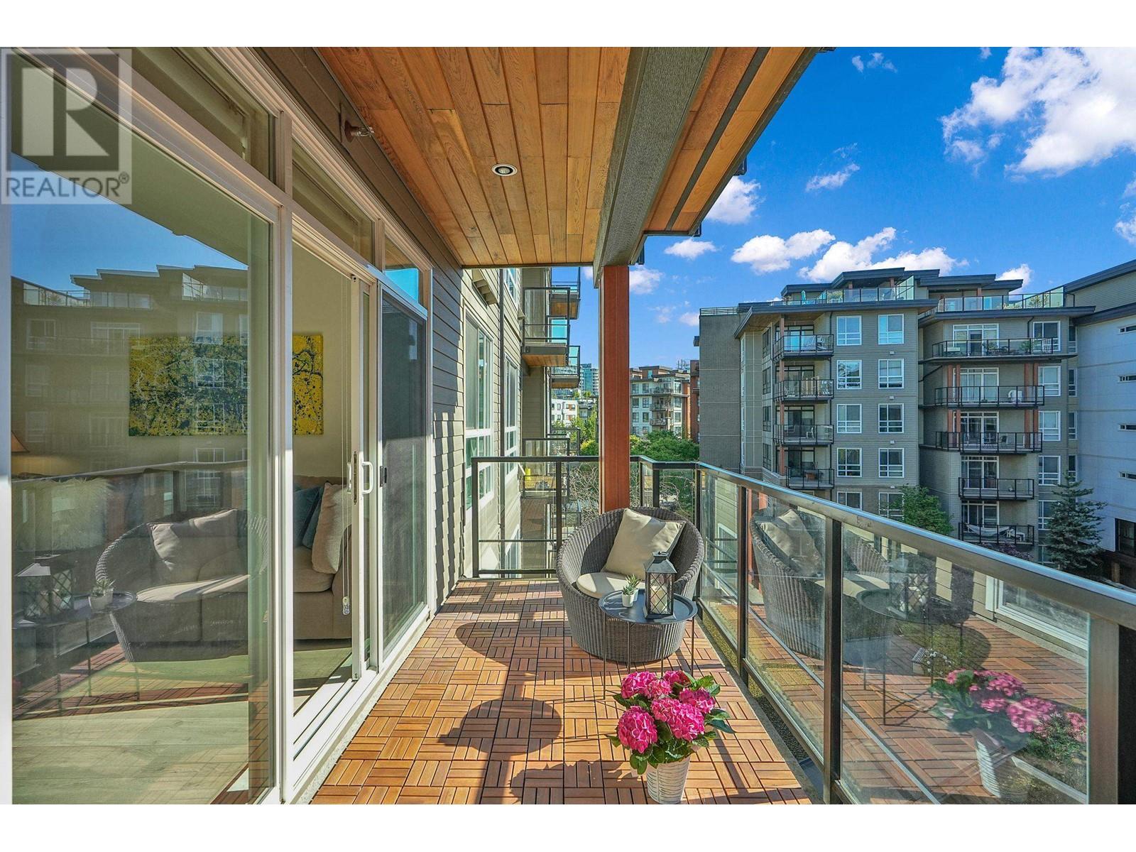 Photo 11 of 506 3462 Ross Drive, Vancouver BC