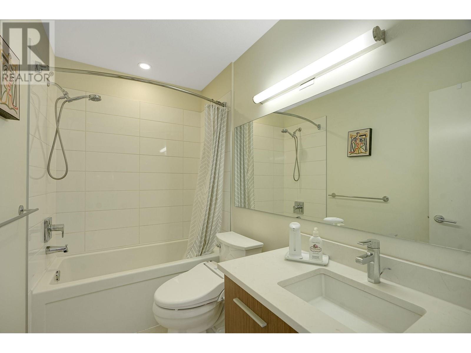 Photo 20 of 506 3462 Ross Drive, Vancouver BC