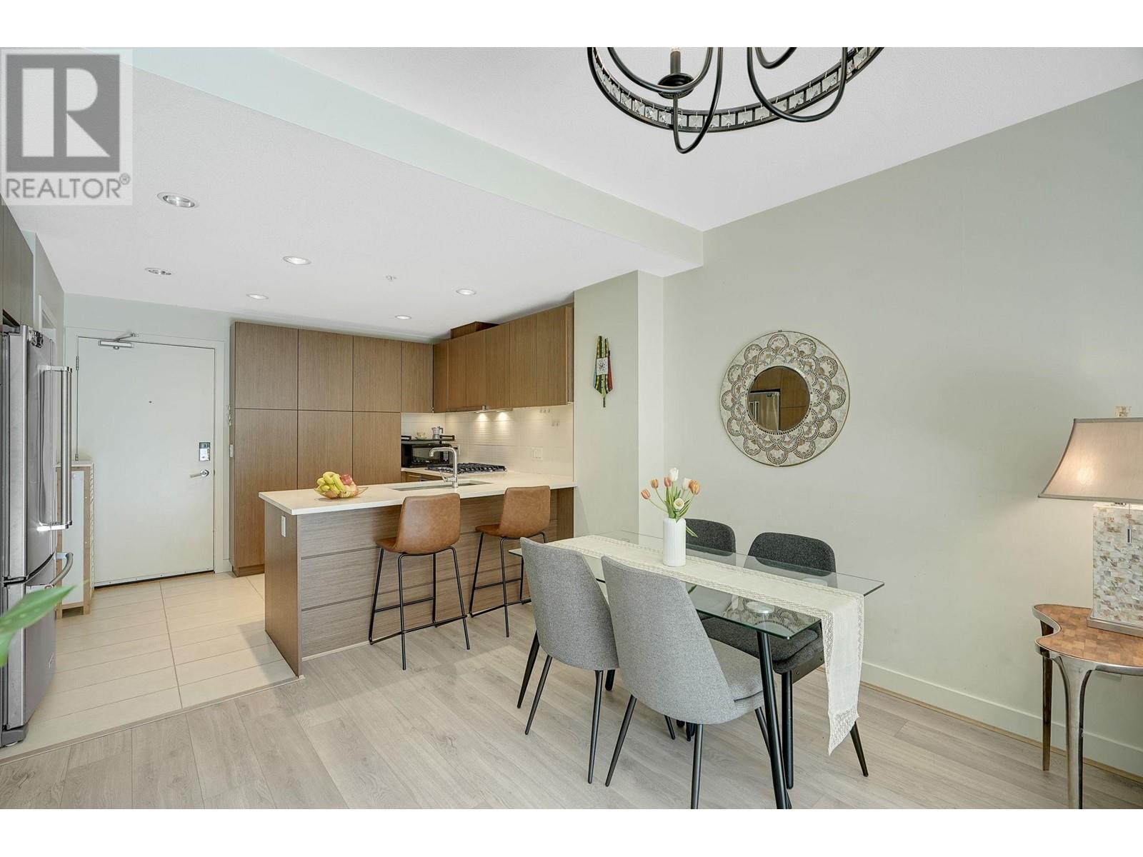 Photo 25 of 506 3462 Ross Drive, Vancouver BC