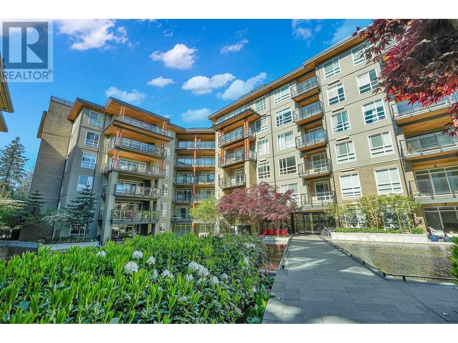 Photo 3 of 506 3462 Ross Drive, Vancouver BC