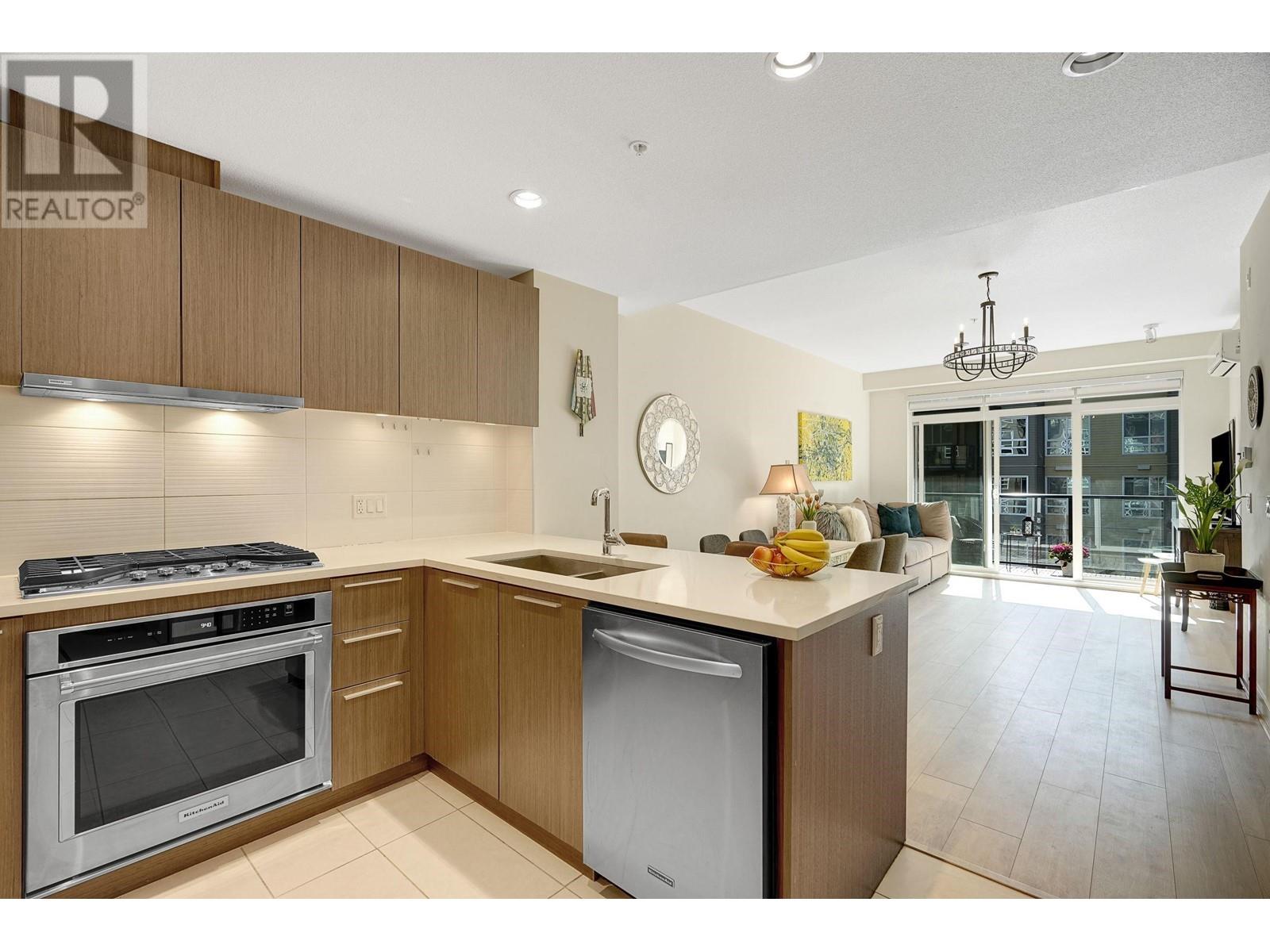 Photo 21 of 506 3462 Ross Drive, Vancouver BC