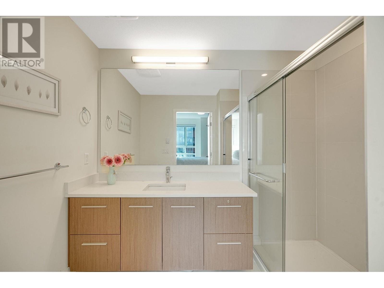 Photo 15 of 506 3462 Ross Drive, Vancouver BC