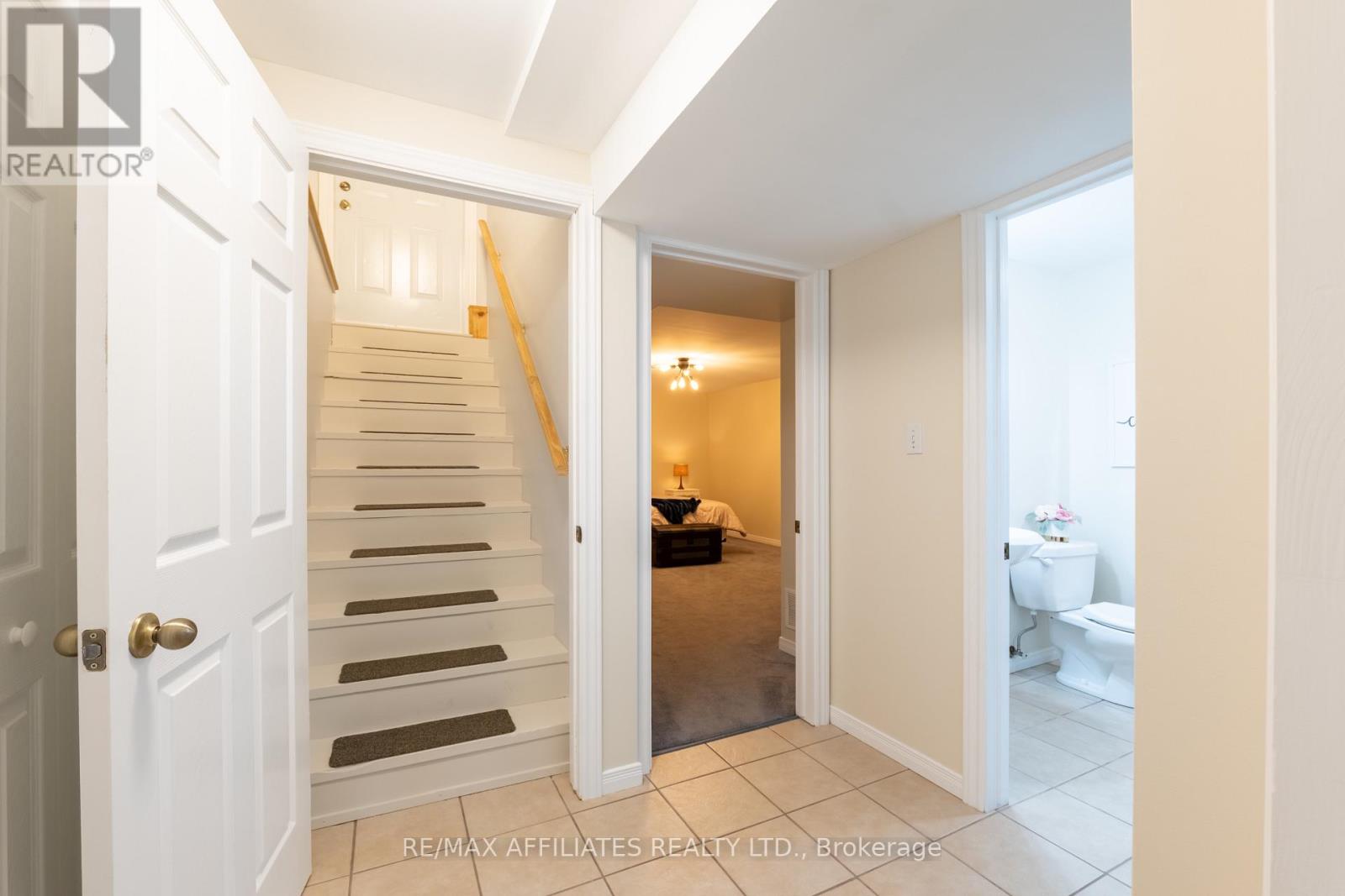 Photo 46 of 2551 Old Red Road, Elizabethtownkitley ON