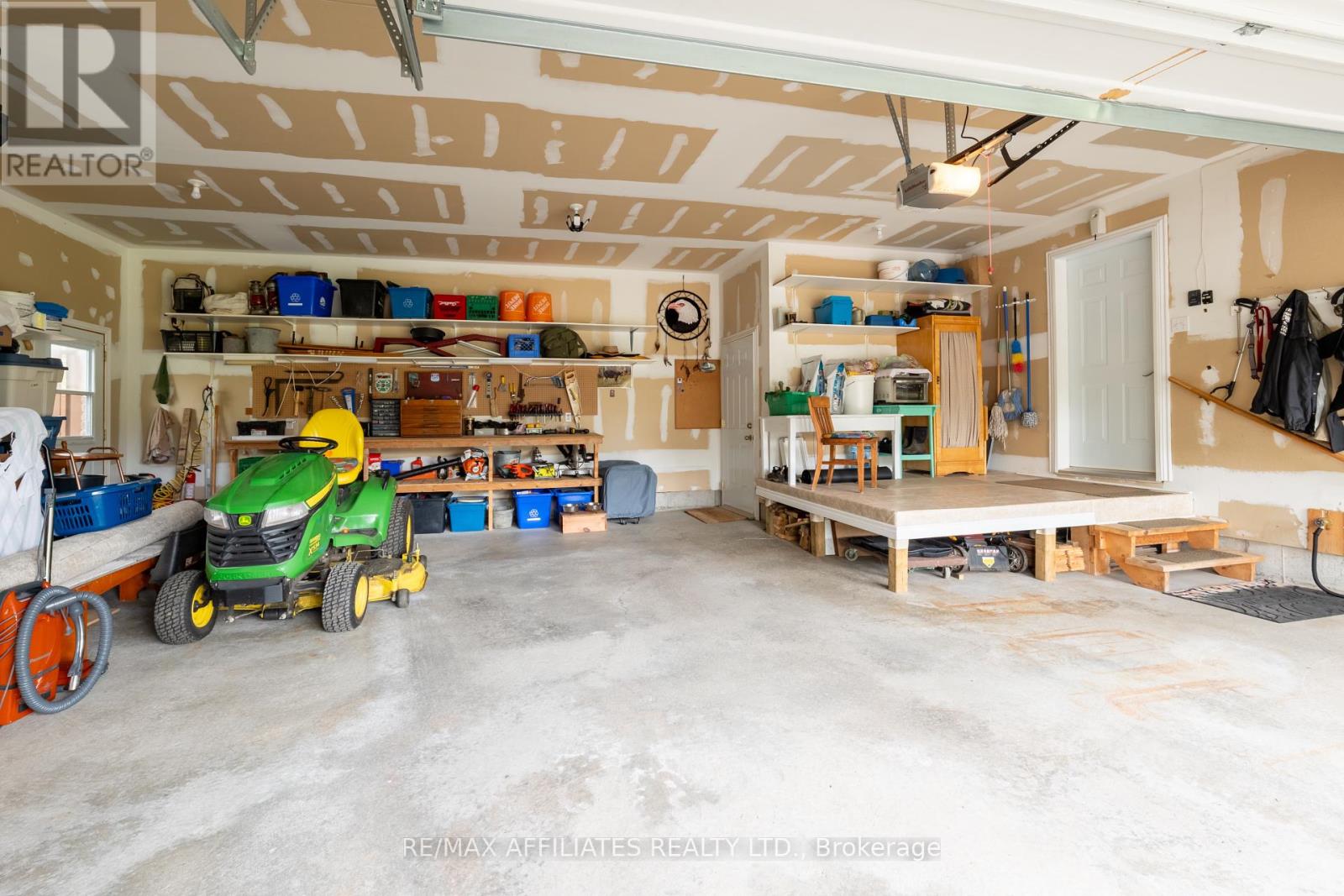 Photo 9 of 2551 Old Red Road, Elizabethtownkitley ON