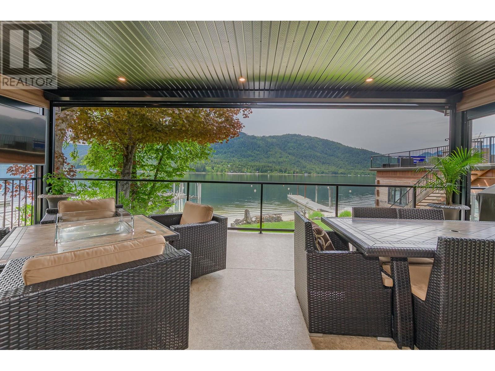 78 Montcalm Crescent, Sicamous