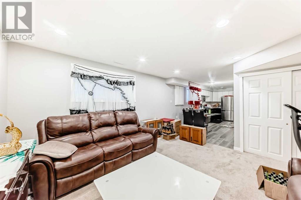 Single Family House Bi-level for Sale in   Avenue SE Albert Park/Radisson Heights Calgary 