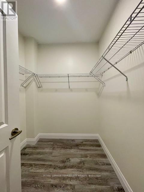 Single Family House for Sale in    REDFERN AVENUE Hamilton (Mountview) 