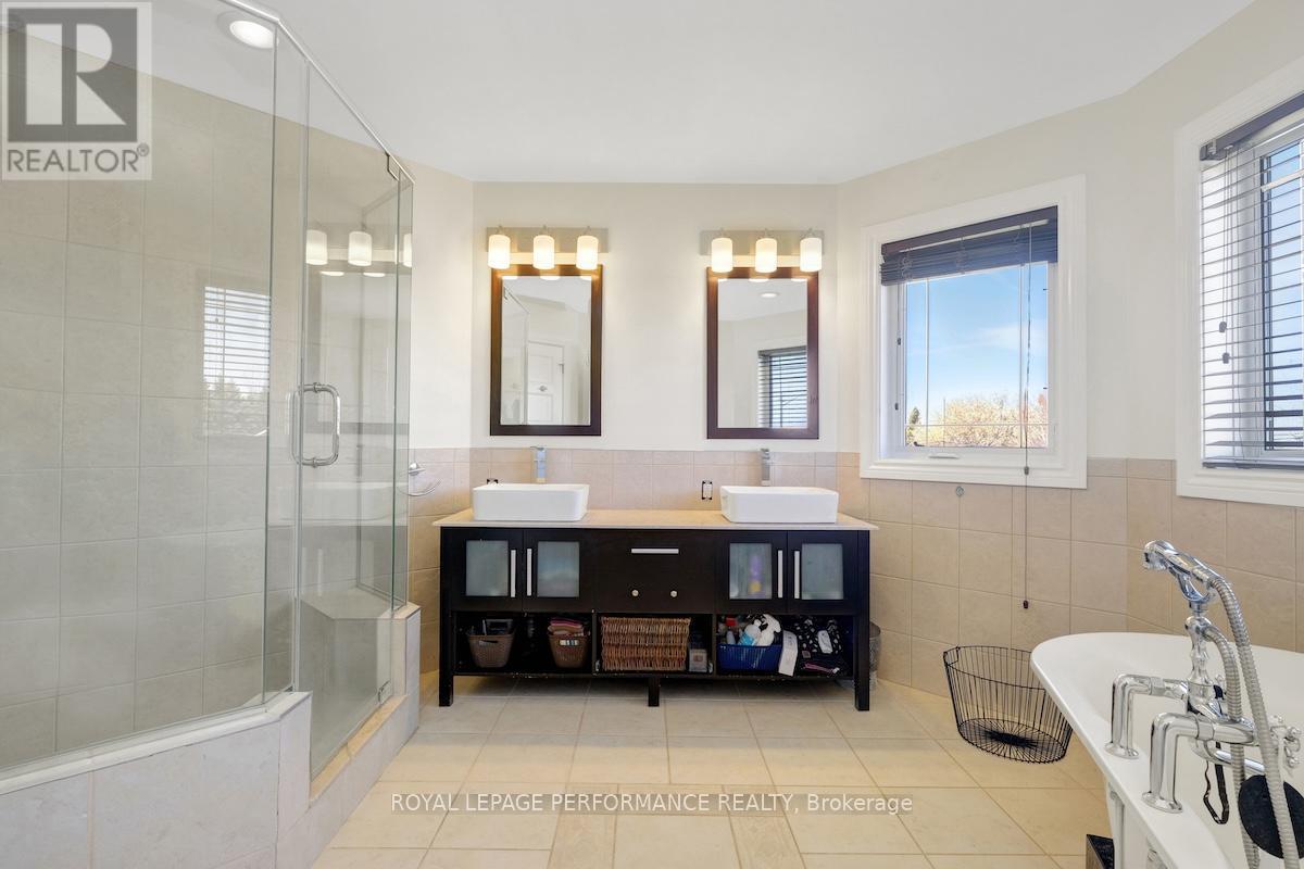 Photo 21 of 6598 Courtland Grove Crescent, Ottawa ON