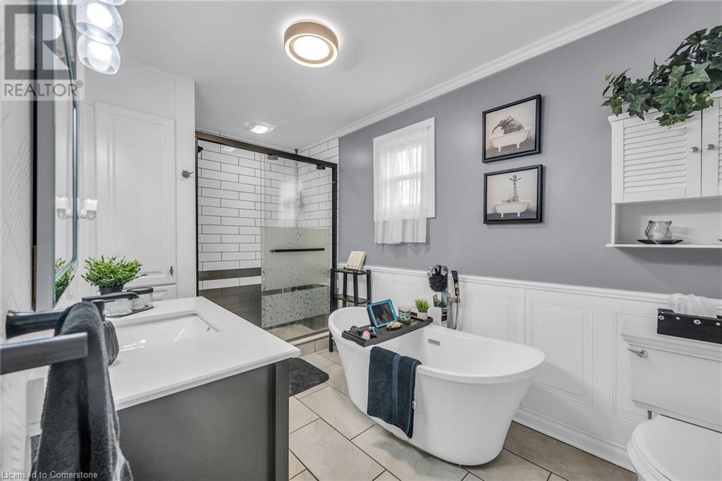 Photo 22 of 205 Sanatorium Road, Hamilton ON
