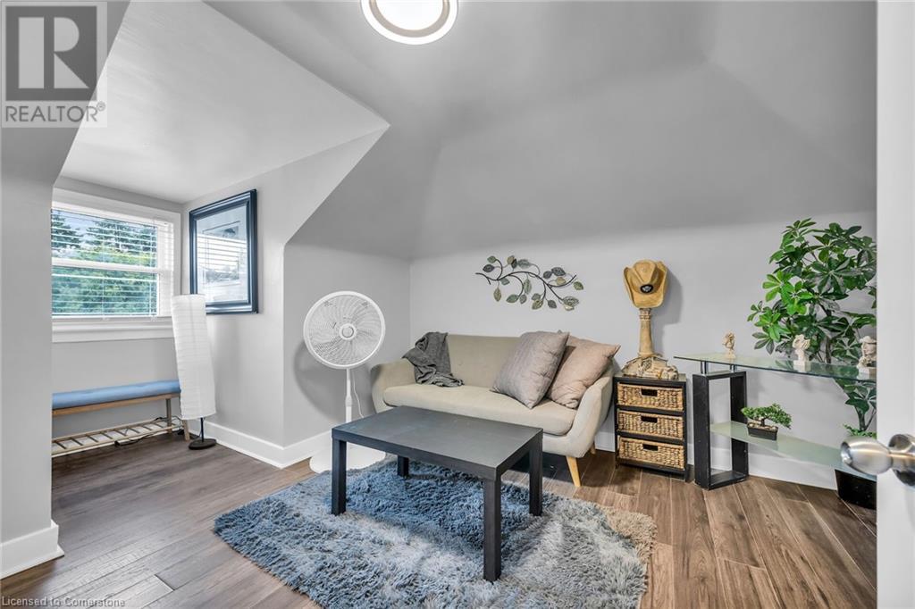 Photo 26 of 205 Sanatorium Road, Hamilton ON