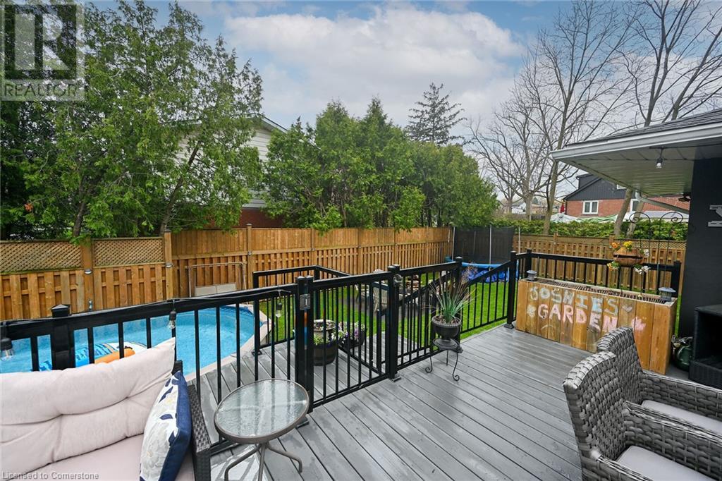 Photo 40 of 205 Sanatorium Road, Hamilton ON
