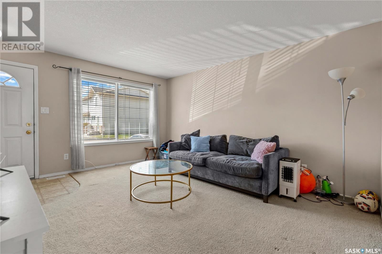 Single Family House 2 Level for Sale in  Cranbourn CRESCENT Regina 