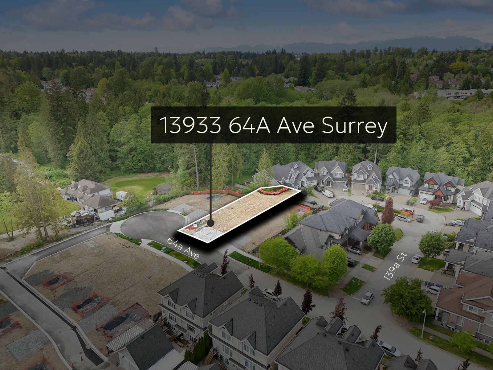 Photo 3 of 13933 64 A Avenue, Surrey BC