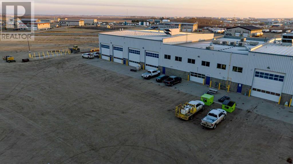 Photo 3 of 9510 78 Avenue, Clairmont AB