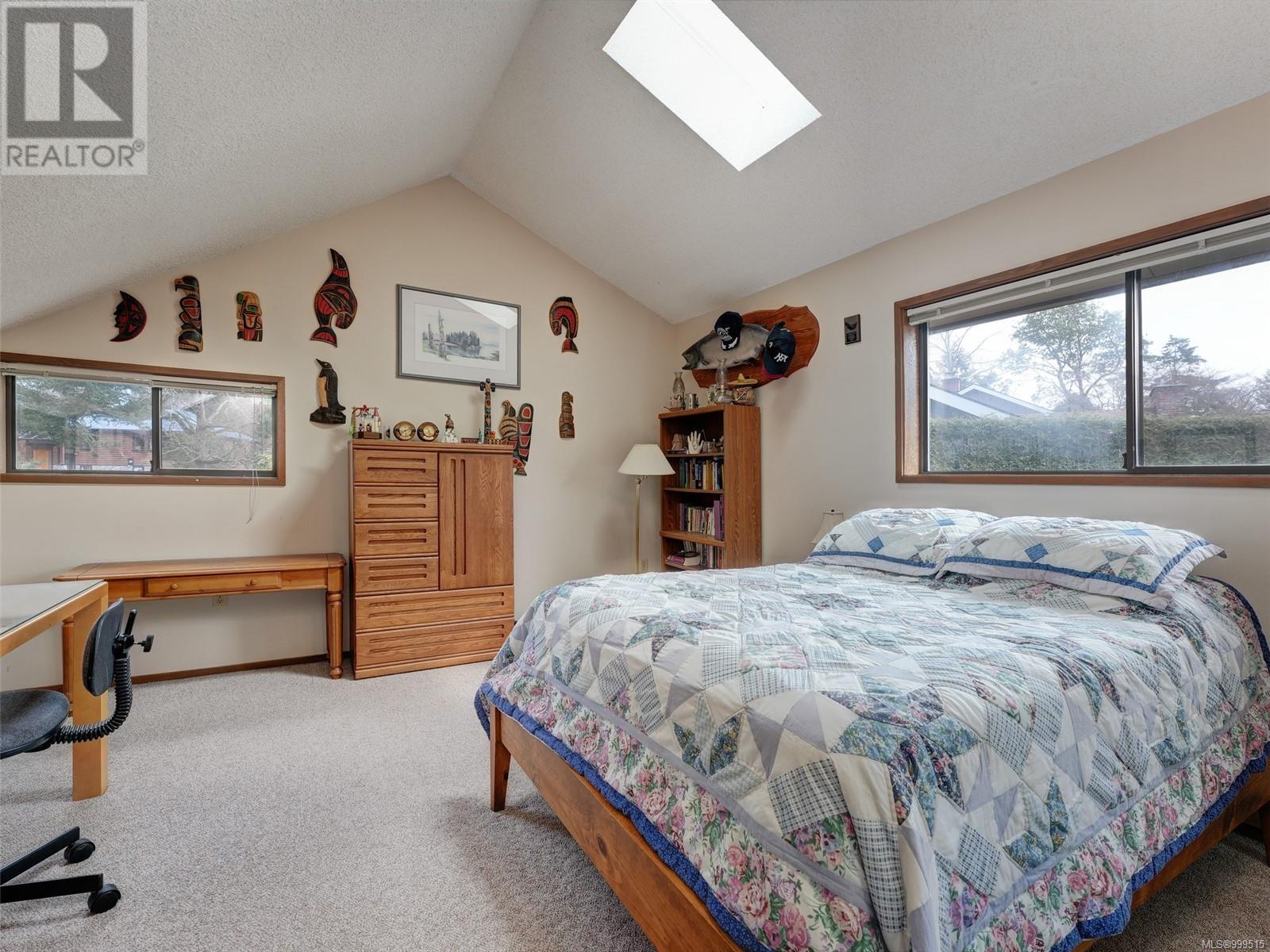 2761 Arbutus Rd, Saanich
