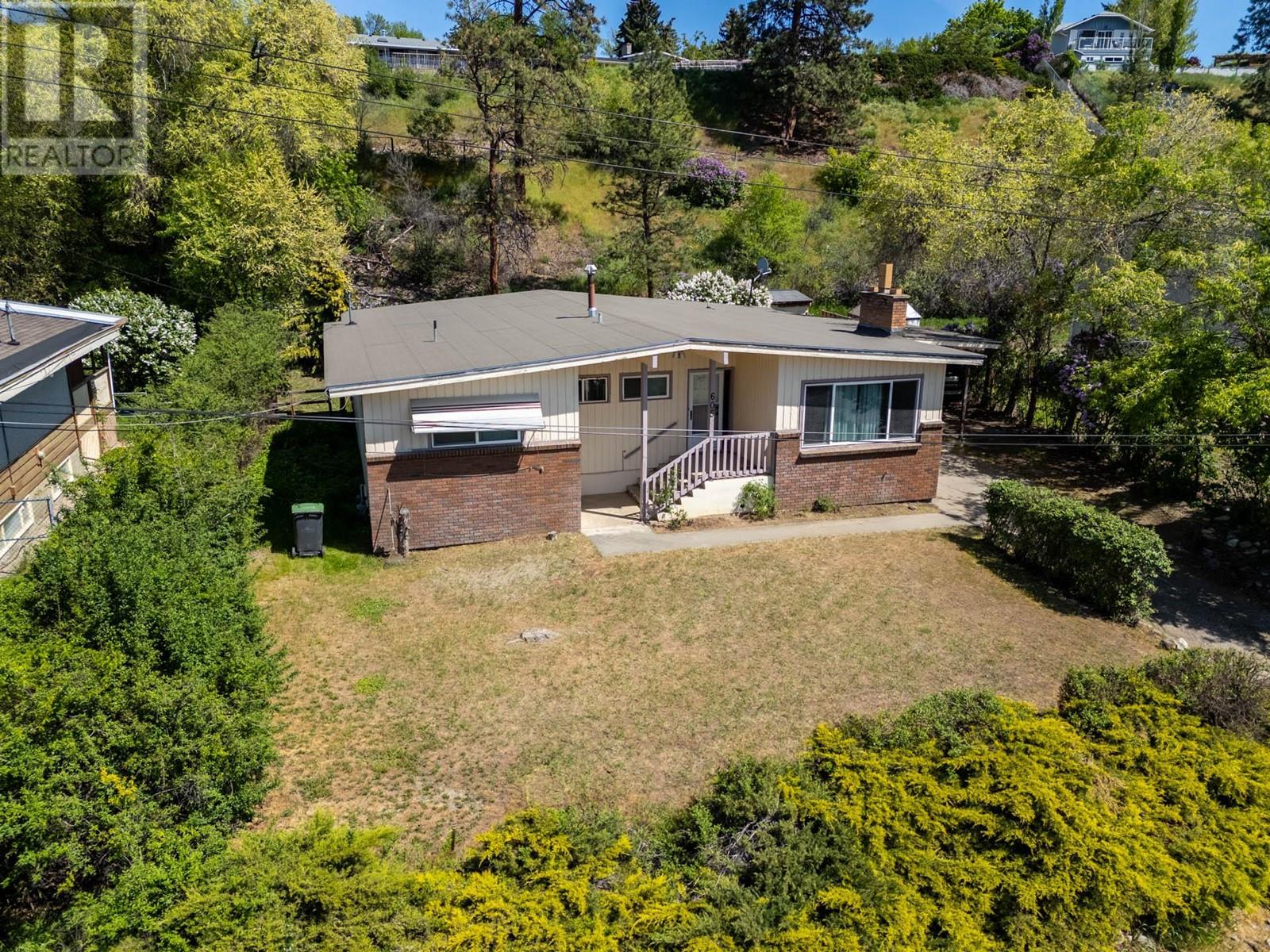 605 Dell Road, Kelowna