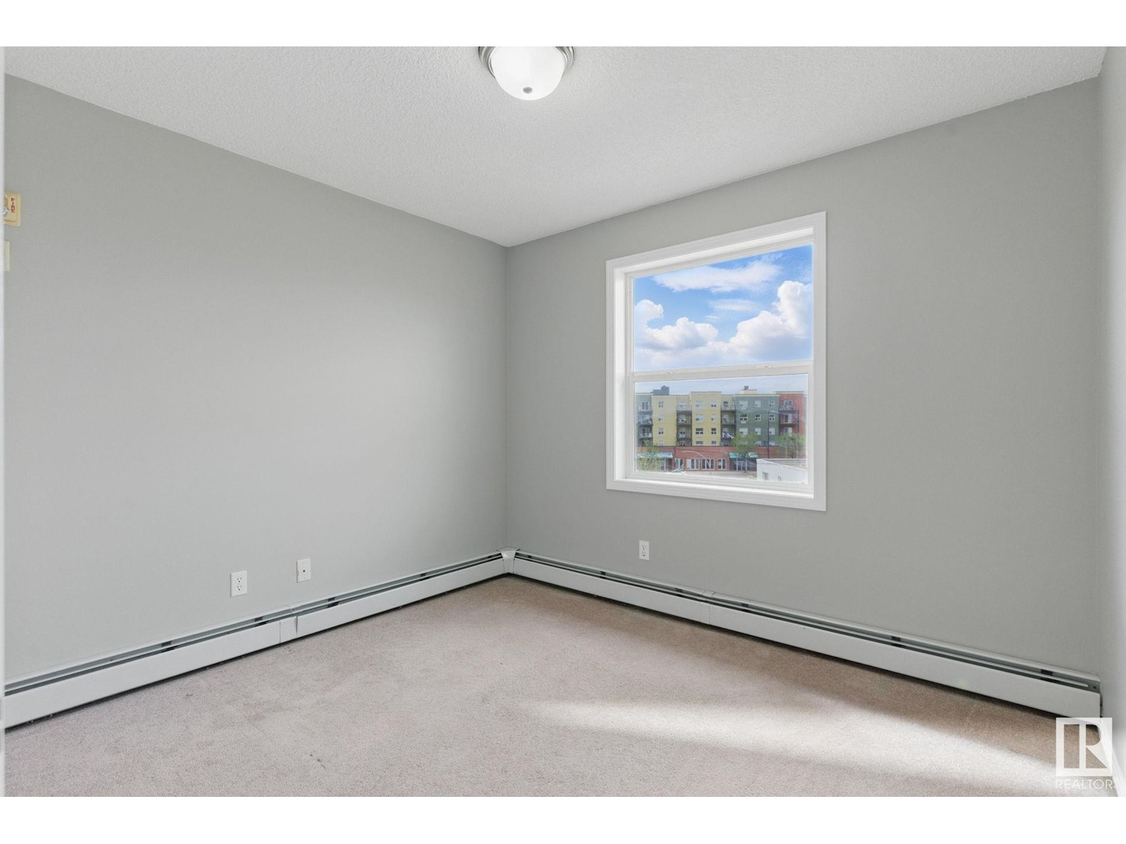 Single Family House for Sale in #   ST NW Edmonton 