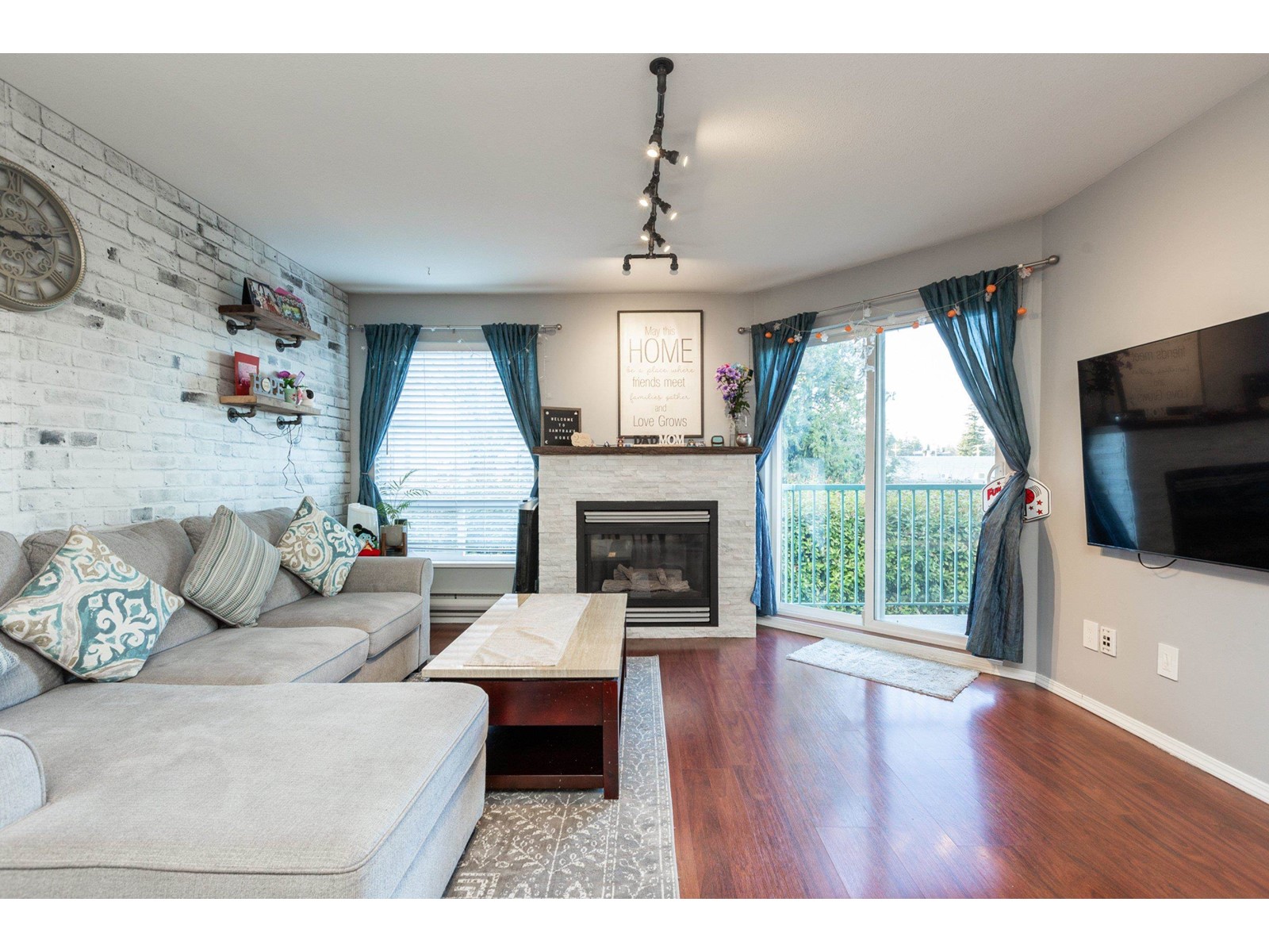 209 2435 CENTER STREET, Abbotsford real estate listing R2957121
